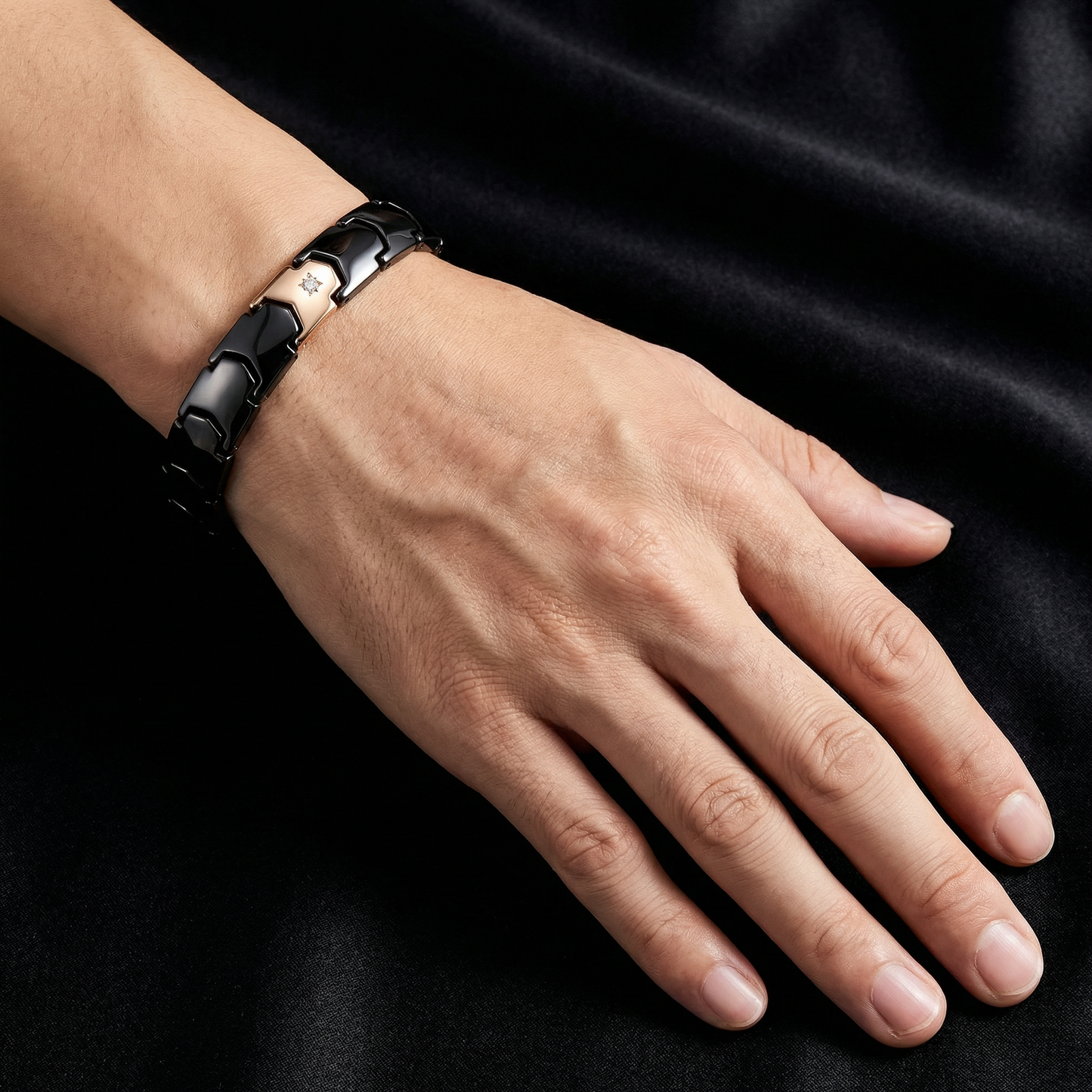 Bracciale Uniko Nero 1 Maglietta Oro